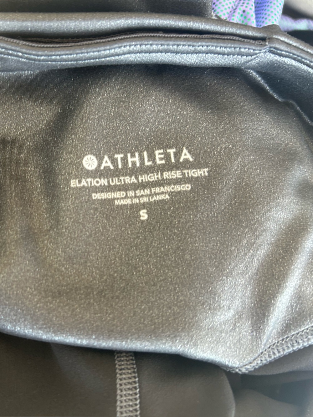Athleta Elation Shine Leggings in Black - Picture 6 of 6